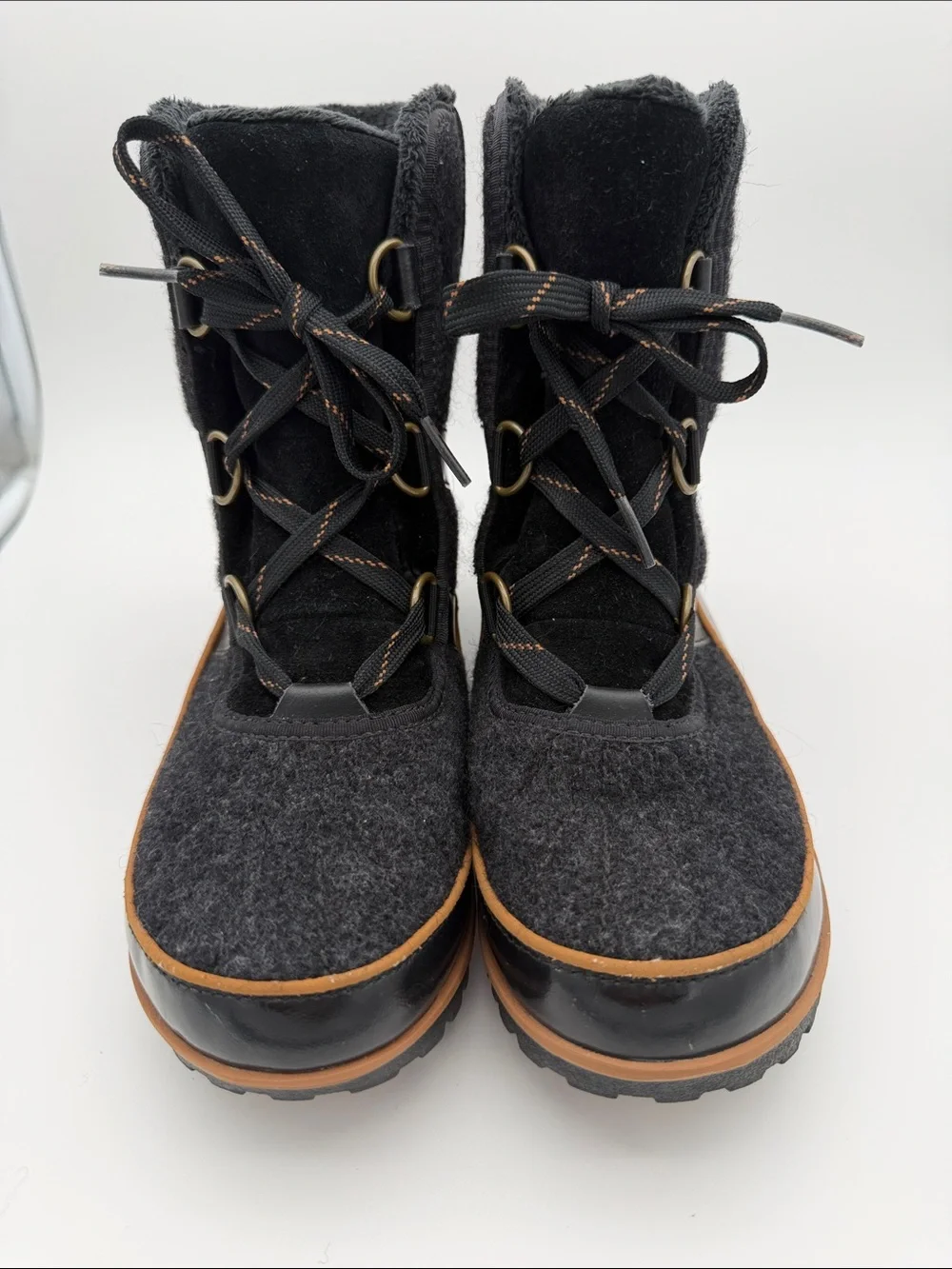 Sorel Tivoli Women’s Winter Boots Black Felt Fleece Lining Weather Snow 8.5 Warm